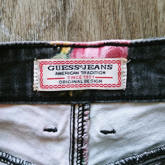Guess Girls Floral Jeans. 3 Zip Crop Stretchy Denim Size 23 Jeans. Zips on Hems. - Picture 5 of 10